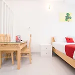 Reddoorz Plus Near Gia Dinh Park