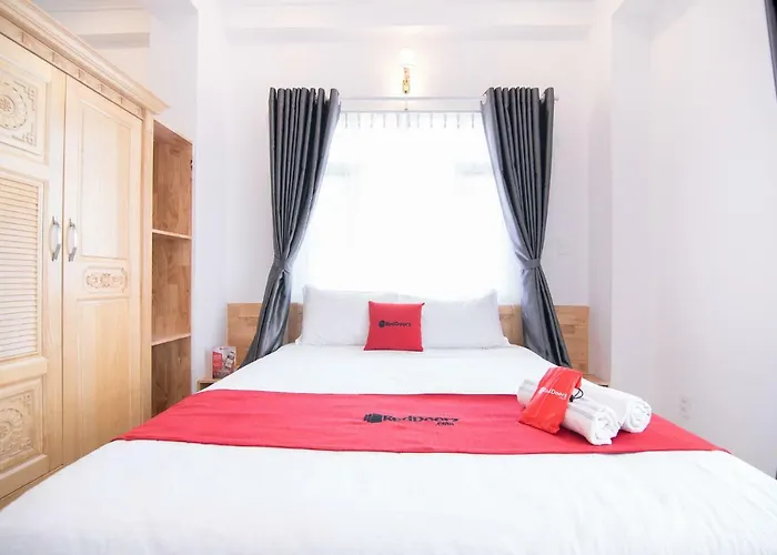Reddoorz Plus Near Gia Dinh Park